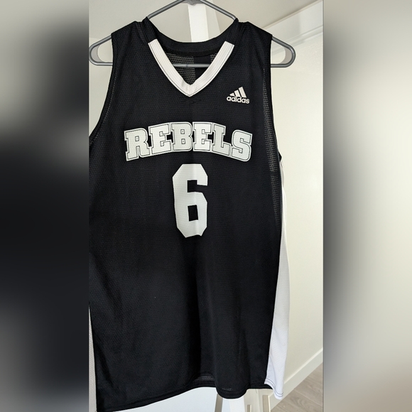 Tank Adidas Rebels size L - Picture 3 of 3